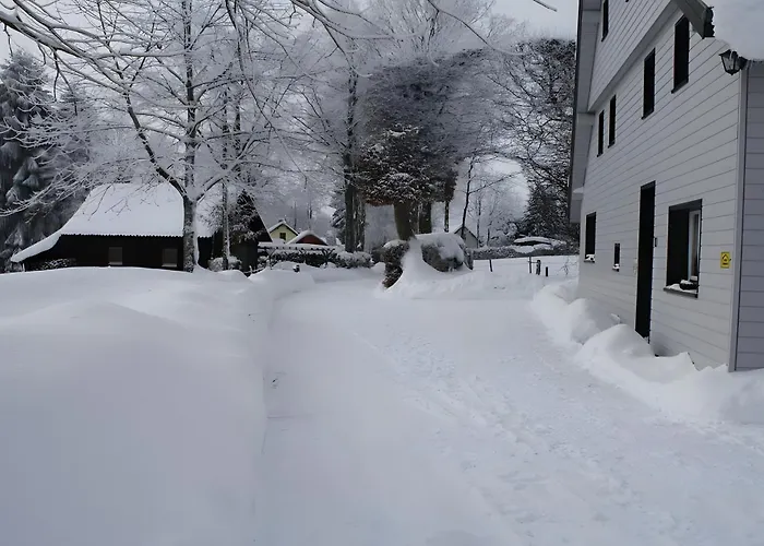 Zum Torfstecher 蒙绍